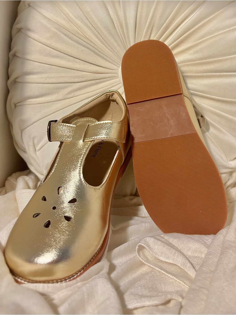 Felix & Flora Gold Metallic Mary Jane
Shoes | Size 13 | NWOT - Picture 7 of 10